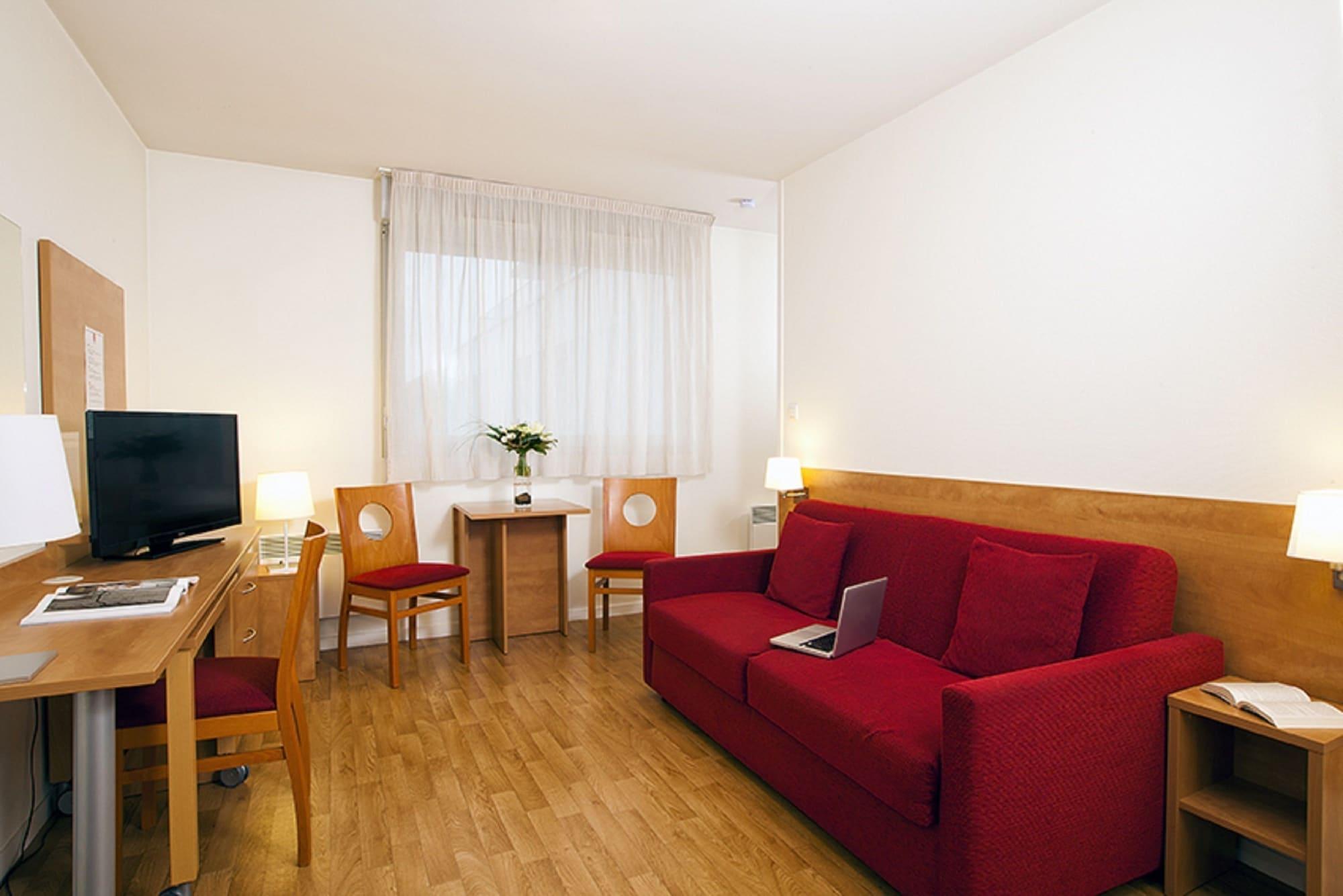 Sejours & Affaires Rennes Villa Camilla Exteriör bild