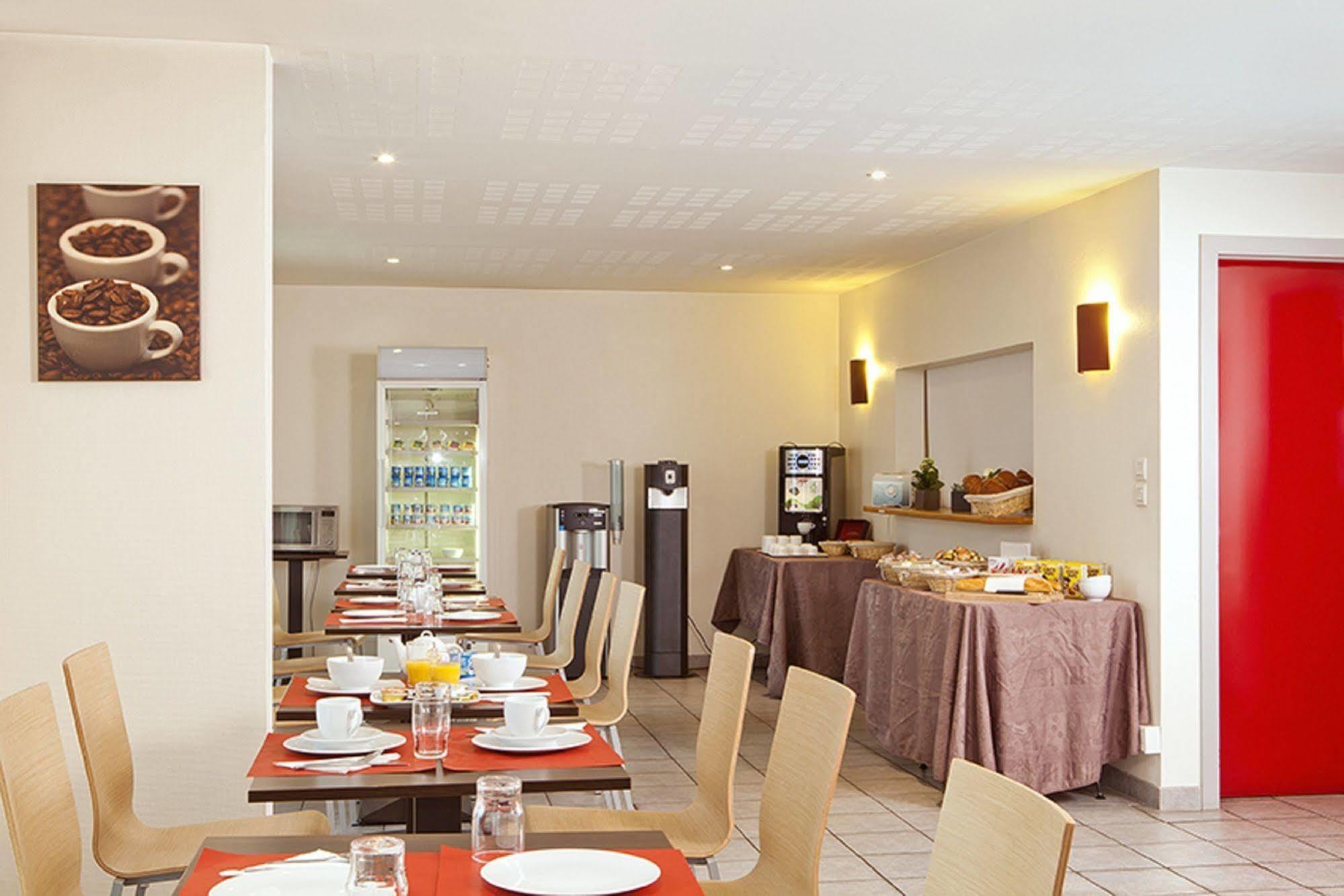 Sejours & Affaires Rennes Villa Camilla Exteriör bild